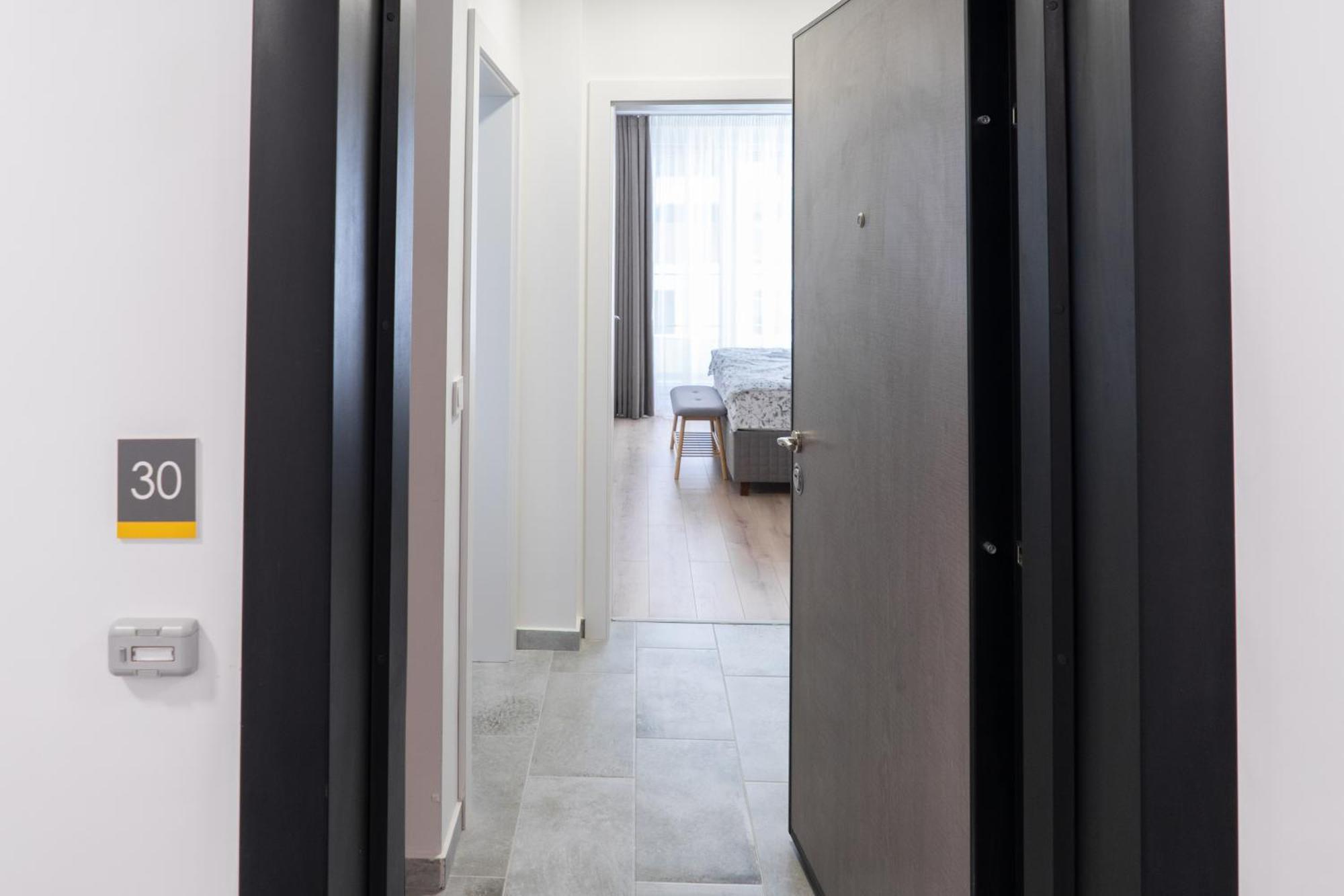New Modern & Cozy Apartment With Free Parking Varna Dış mekan fotoğraf