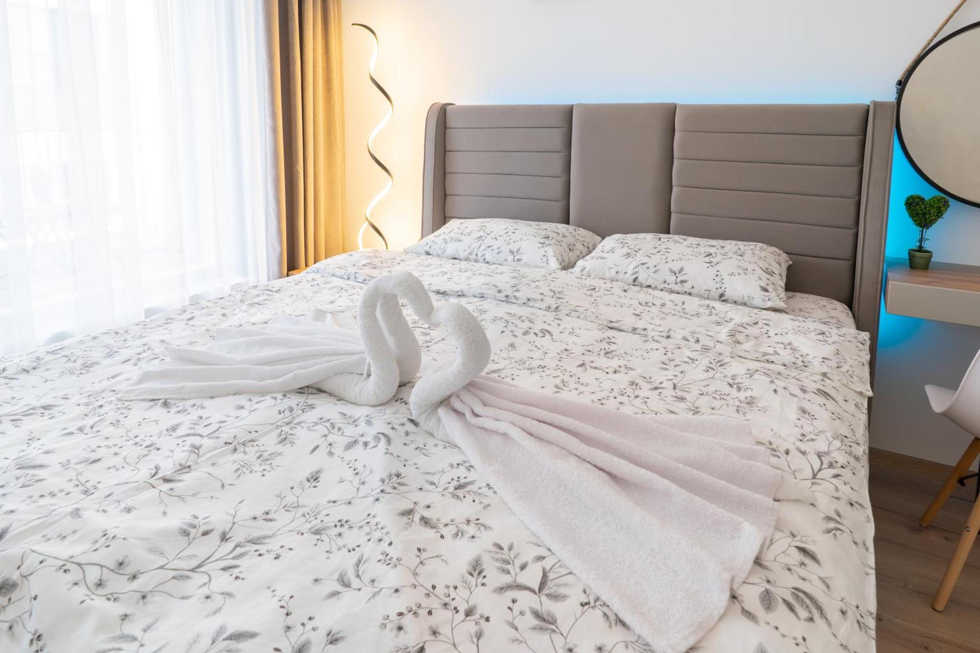 New Modern & Cozy Apartment With Free Parking Varna Dış mekan fotoğraf